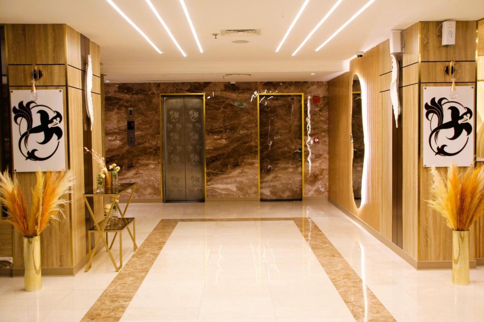 Plaza Athenee Hotel Kuwait City Exterior foto
