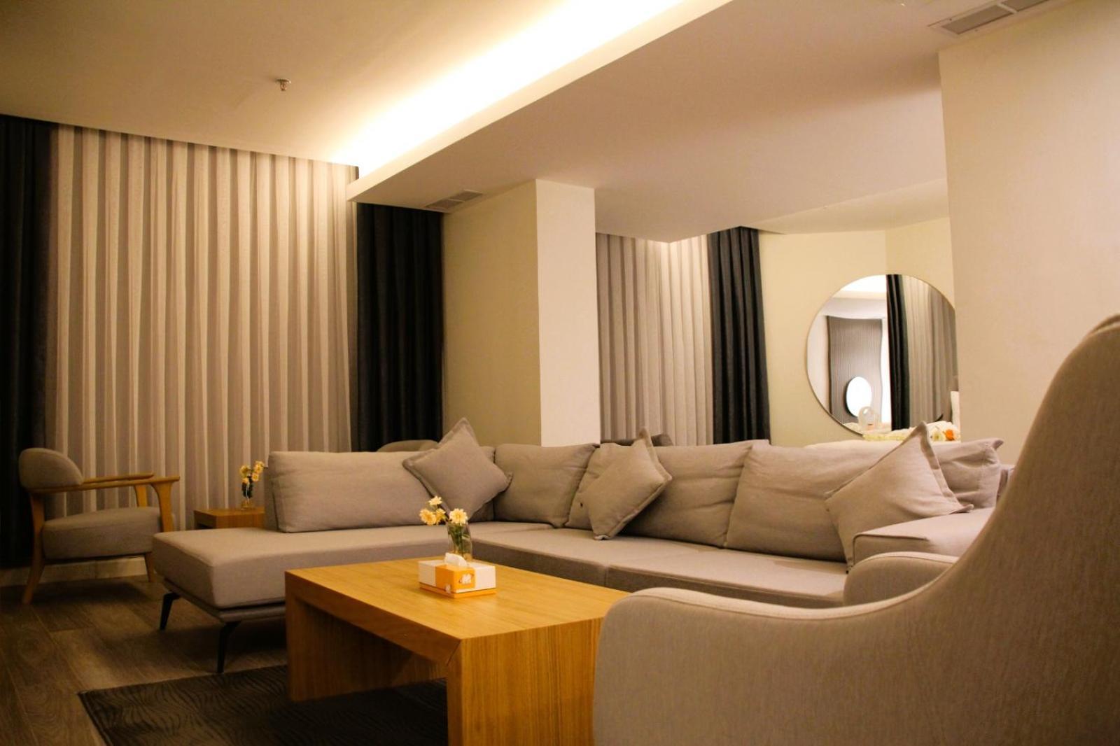 Plaza Athenee Hotel Kuwait City Exterior foto